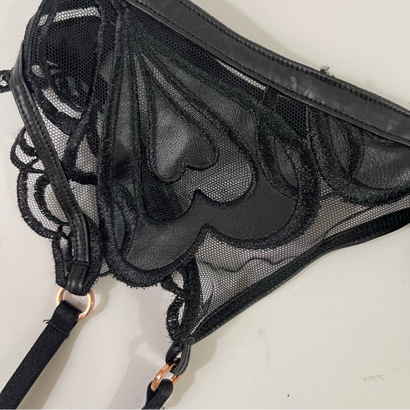 Honey Birdette Bundle Faux Leather Studded Black Bra, Garter Belt with Satin Bag - Picture 15 of 16